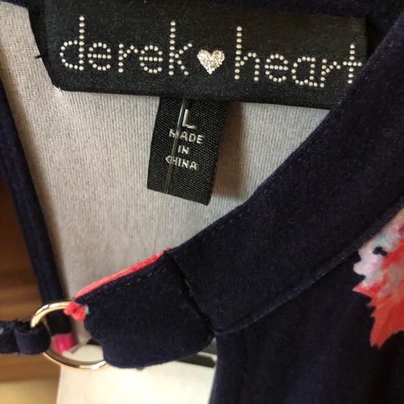 Derek Heart Floral Dress - Picture 7 of 9